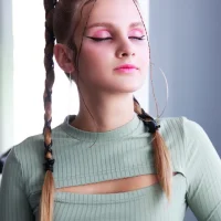салон красоты victoria на улице ленсовета изображение 4
